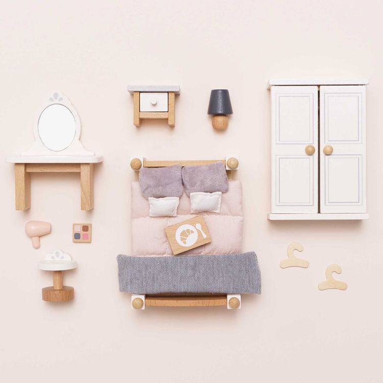 Alternative view of Wooden Dollhouse Bedroom Furniture Set - 19 Pieces