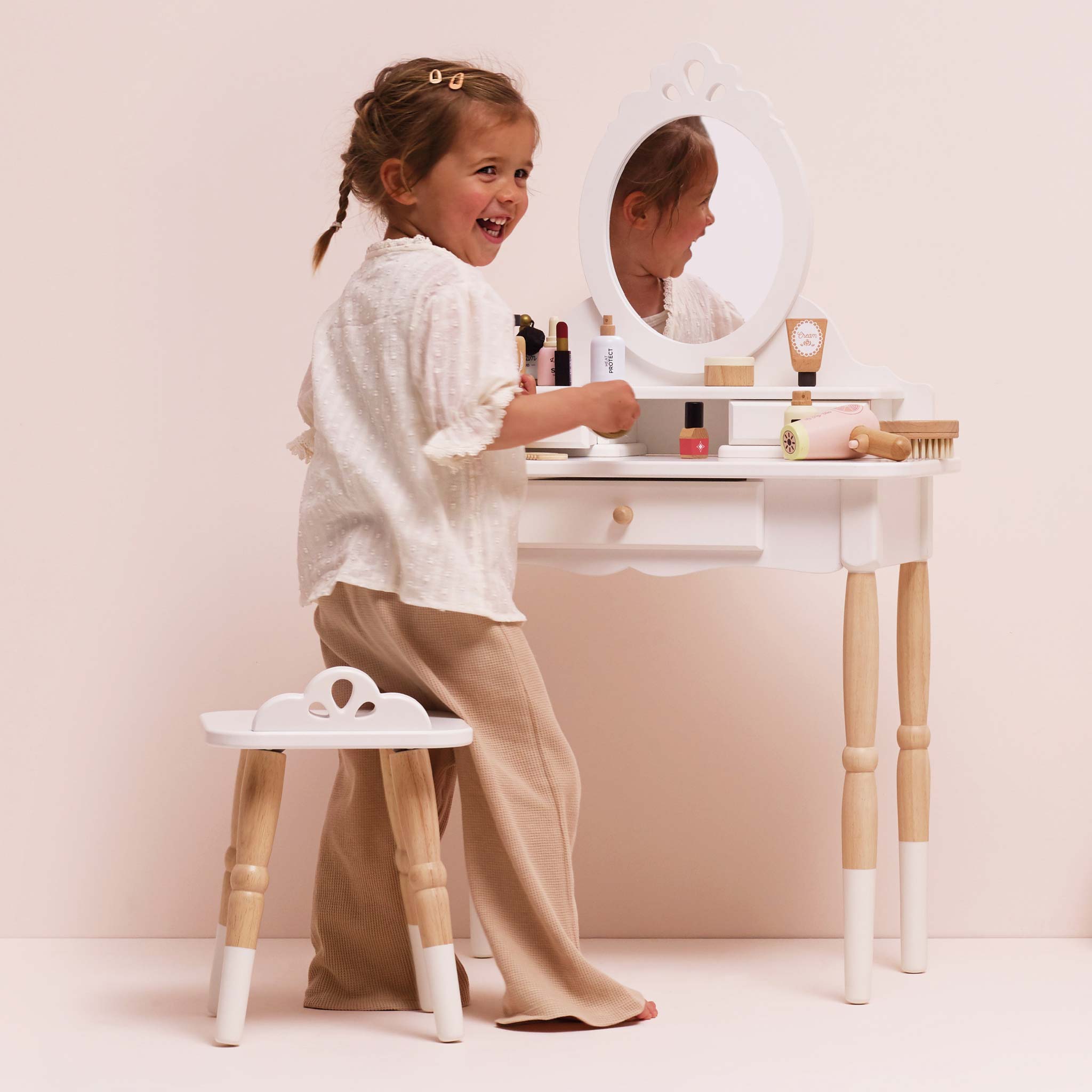 Alternative view of Wooden Hair Straighteners & Accessory Pretend Play Set