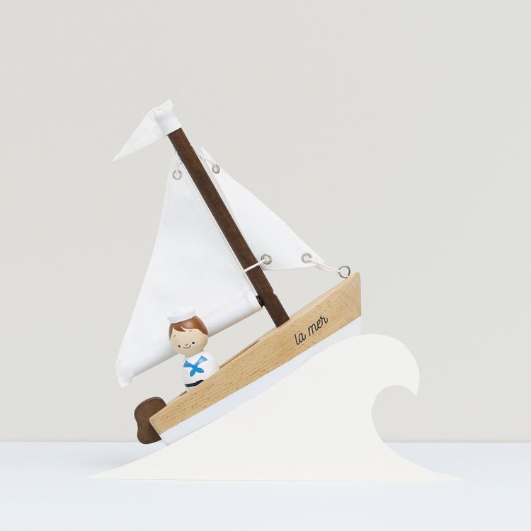 Wooden Sailing Boat & Captain - Image 4