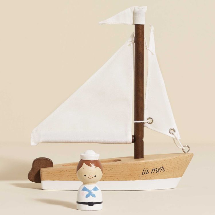 Wooden Sailing Boat & Captain - Image 5