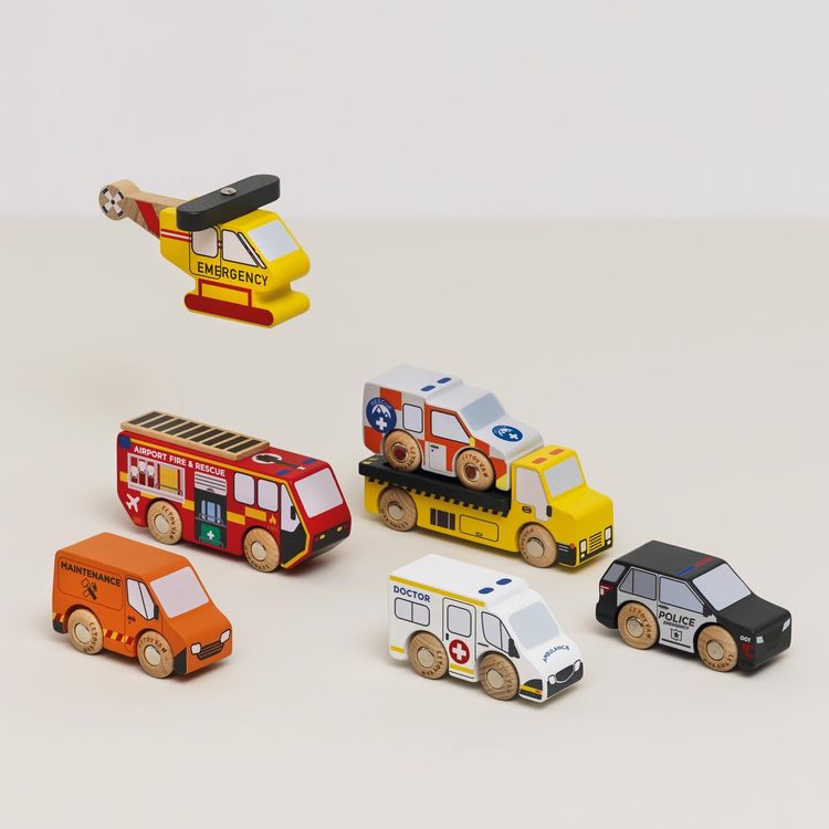 Wooden Set of 7 Emergency Vehicles - Image 4